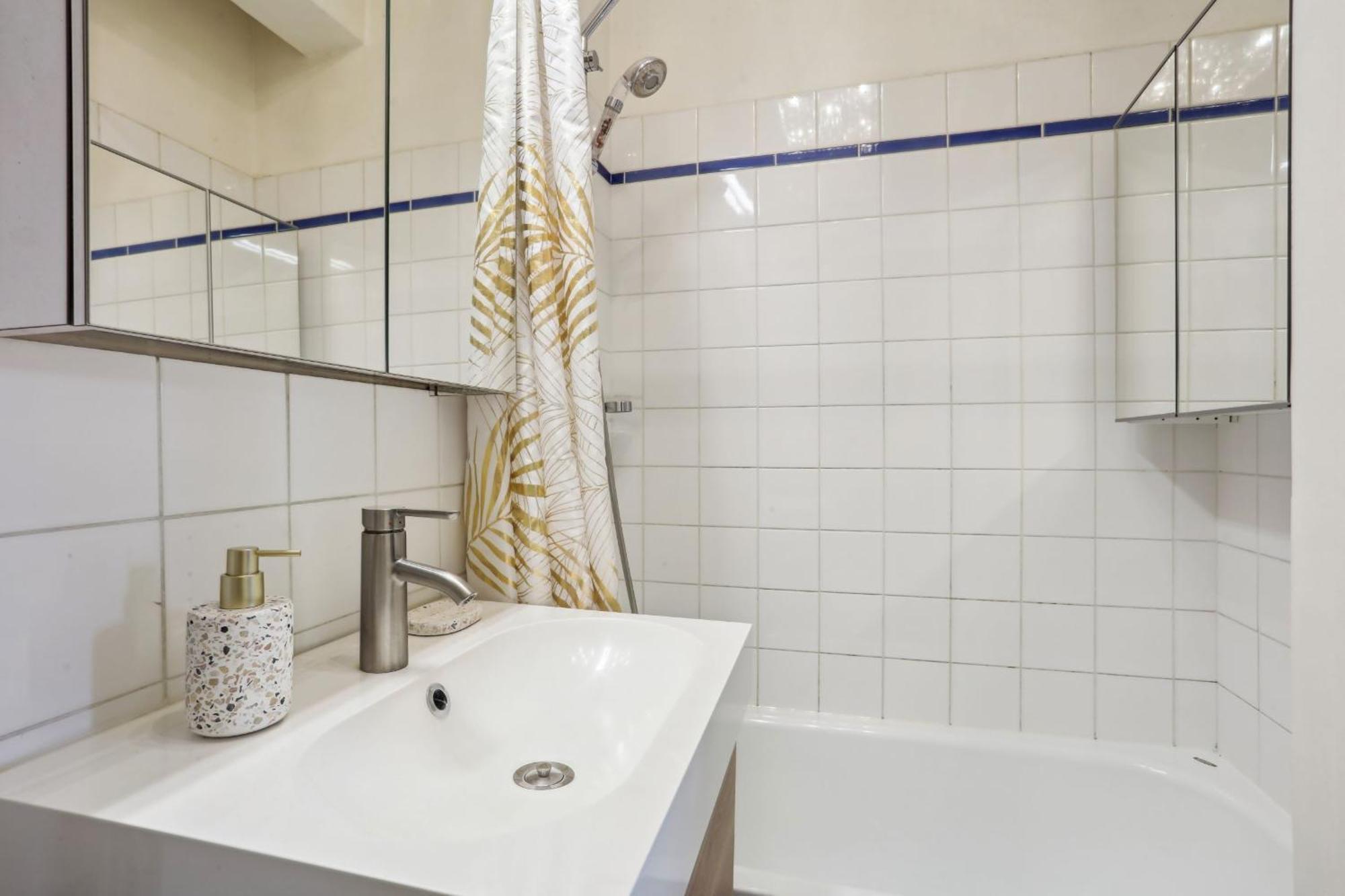 Eiffel Tower & Invalides - Cityapartmentstay Paris Eksteriør billede